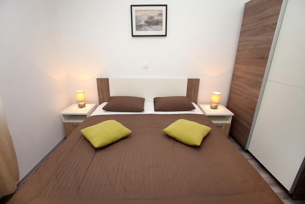 Apartment Matic Рогозниця Екстер'єр фото